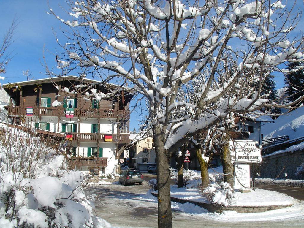 Hotel Al Lago Soraga Bagian luar foto