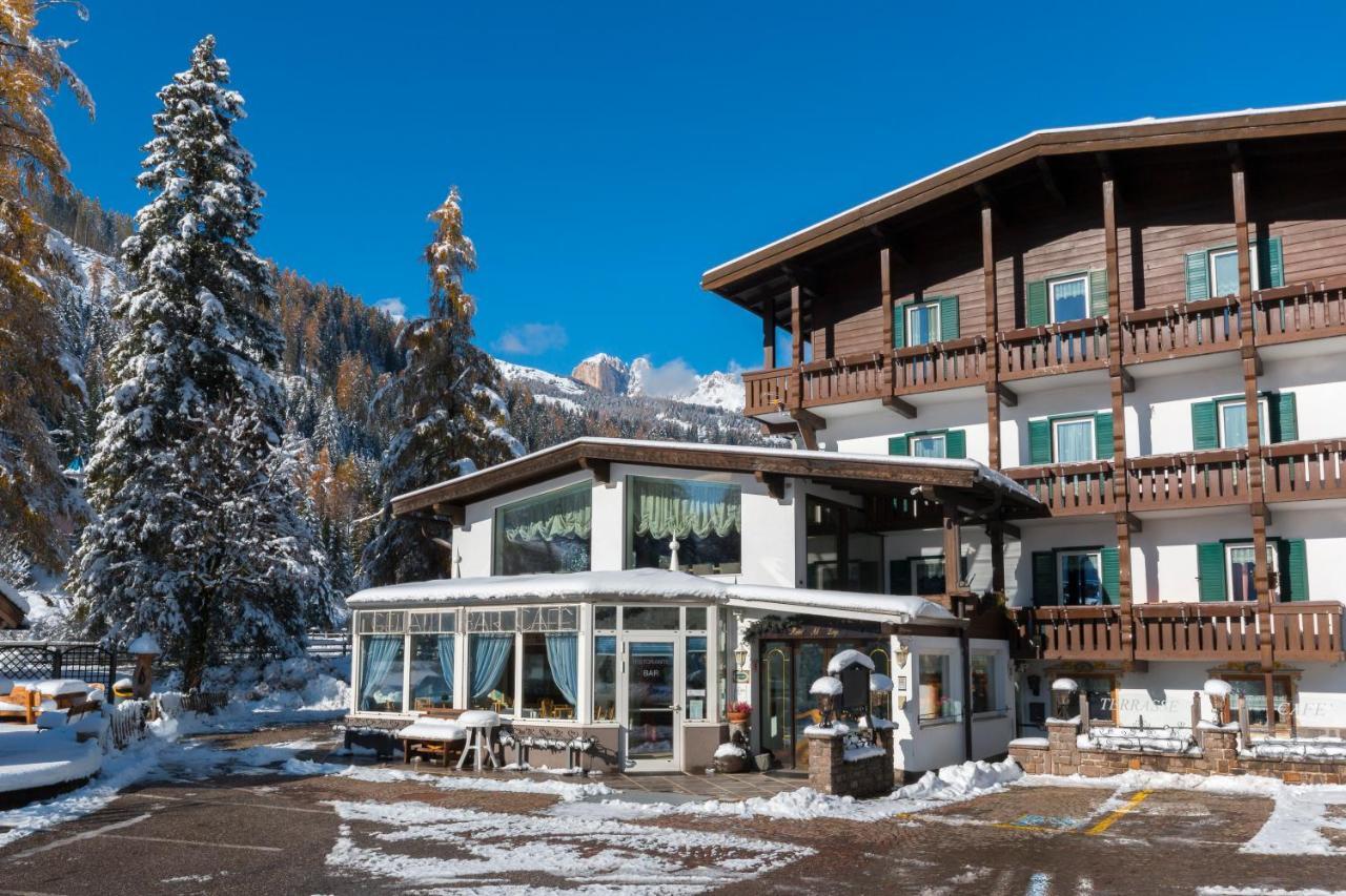 Hotel Al Lago Soraga Bagian luar foto